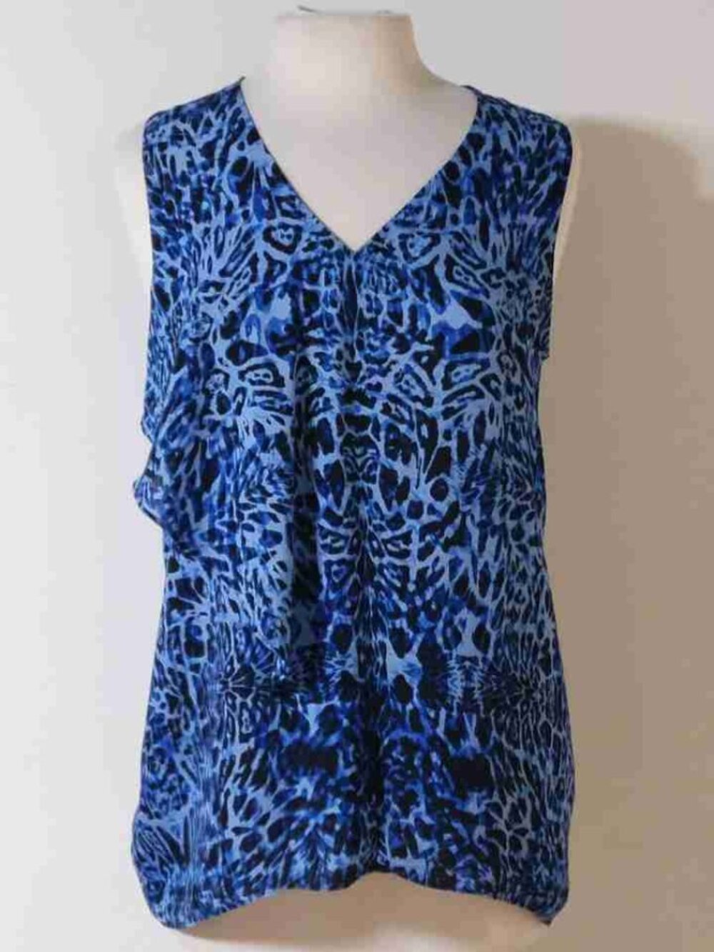 Blue Leopard Print V-Neck Sleeveless Blouse